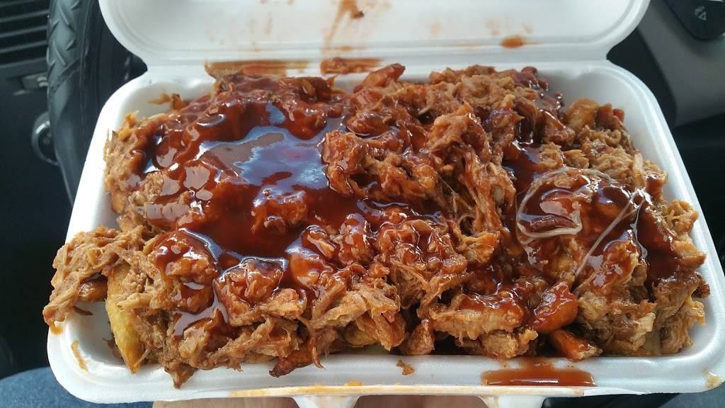 Horn Dawgs Smokin BBQ Pckering | restaurant | 1410 Bayly St #5b, Pickering, ON L1W 3R3, Canada | 9058392112 OR +1 905-839-2112