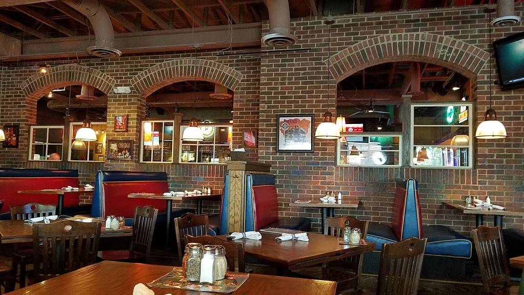 Old Chicago | restaurant | 2815 Wilma Rudolph Blvd, Clarksville, TN 37040, USA | 9312453300 OR +1 931-245-3300