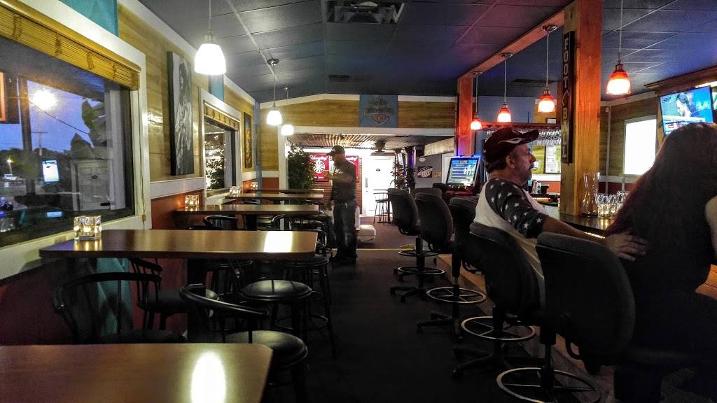 Hotshotz Bar & Grill | restaurant | 1208 S Lowry St, Smyrna, TN 37167, USA | 6292558296 OR +1 629-255-8296