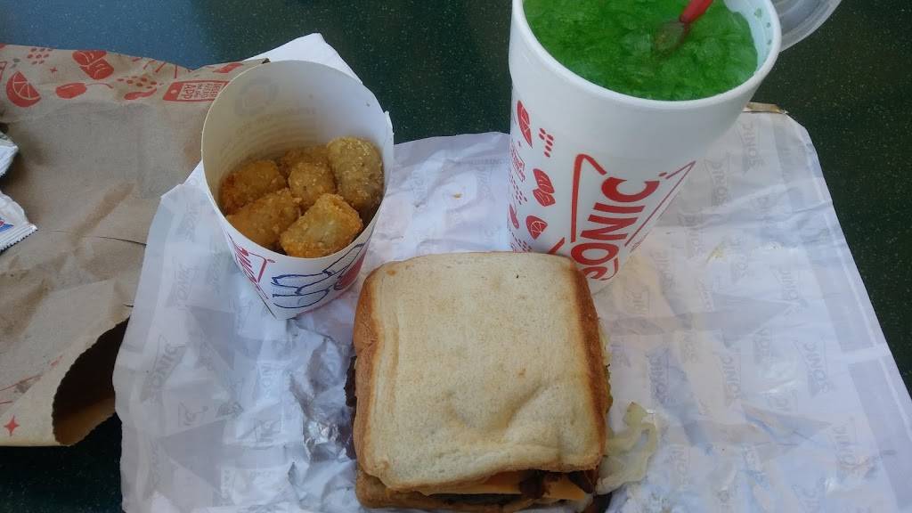 Sonic Drive-In | restaurant | 555 Pine Island Rd, Fort Myers, FL 33903, USA | 2399955114 OR +1 239-995-5114