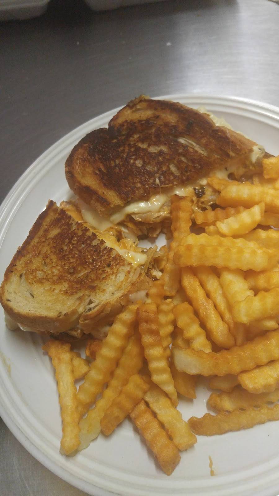 Rachels wingshack | restaurant | 495 Old Daytona Rd, DeLand, FL 32724, USA | 3867851244 OR +1 386-785-1244