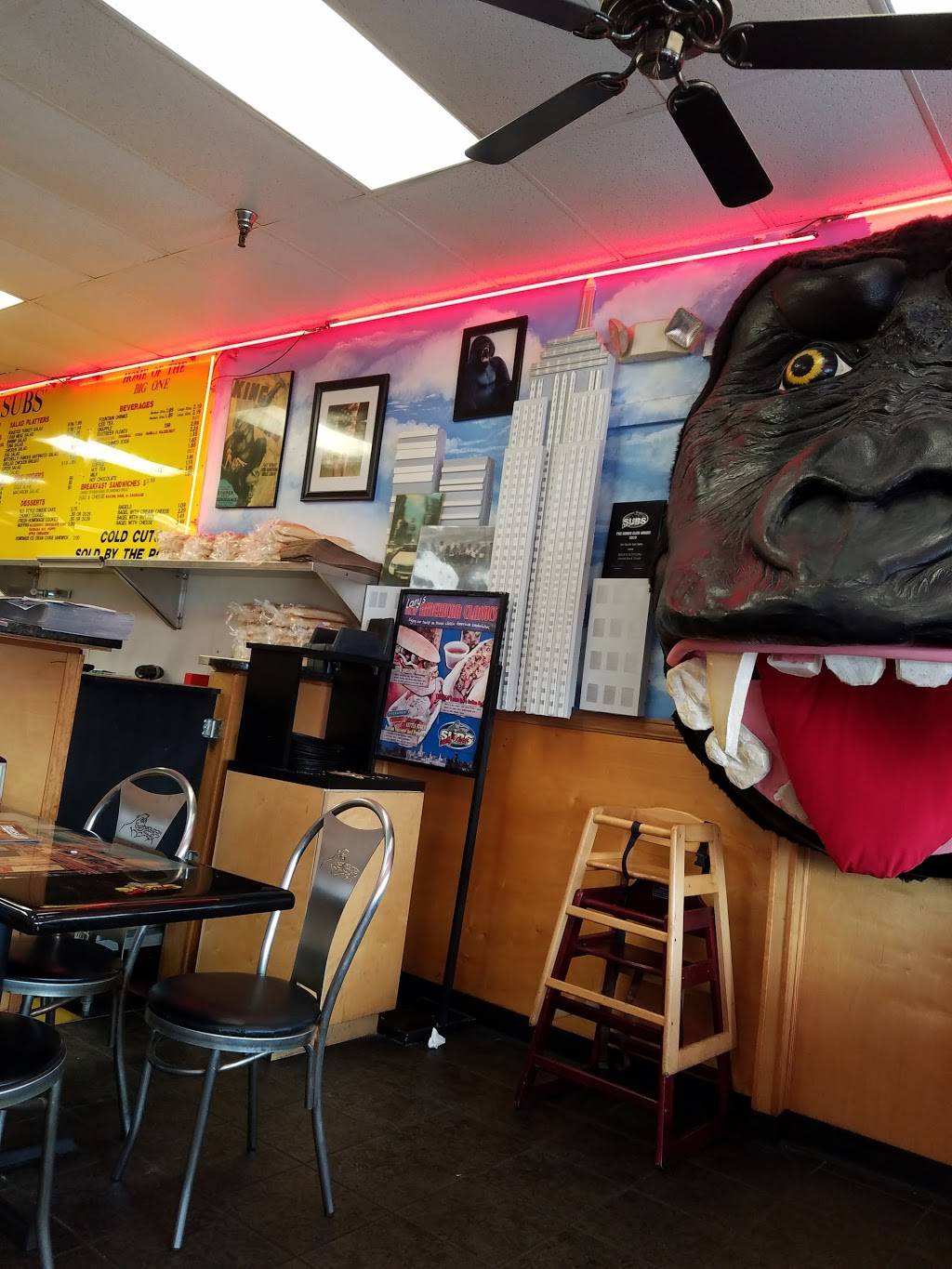 Larrys Giant Subs | meal takeaway | 251 E Granada Blvd, Ormond Beach, FL 32176, USA | 3866736302 OR +1 386-673-6302