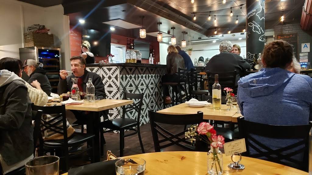 The front porch | restaurant | 136 N International Boardwalk, Redondo Beach, CA 90277, USA | 3103769215 OR +1 310-376-9215