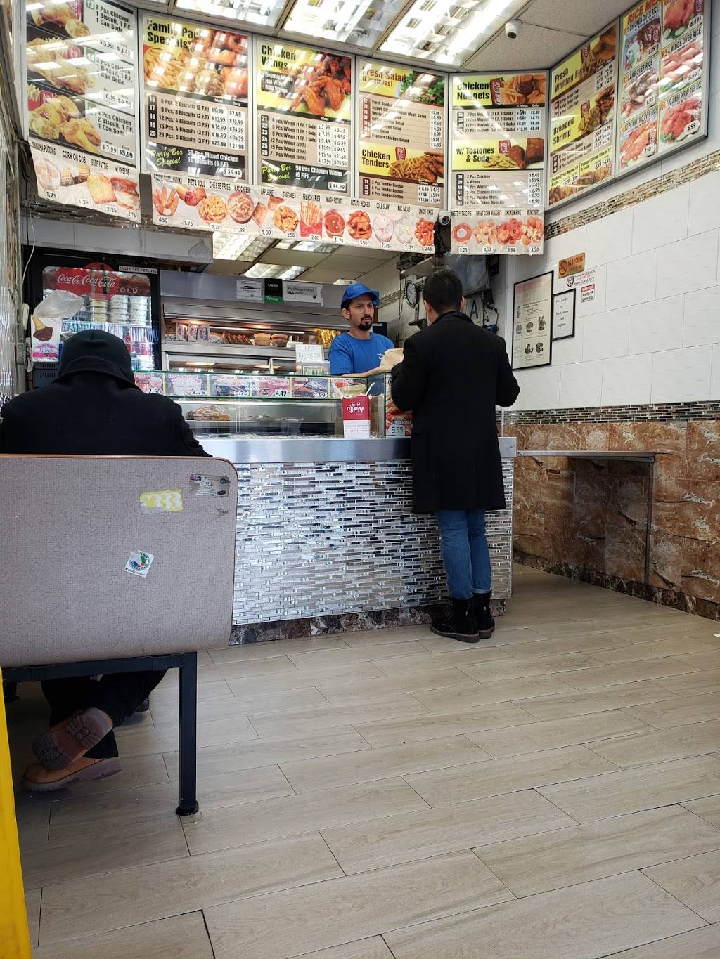 Kennedys Chicken & Burgers | restaurant | 2537 Webster Ave, The Bronx, NY 10458, USA | 7185626600 OR +1 718-562-6600