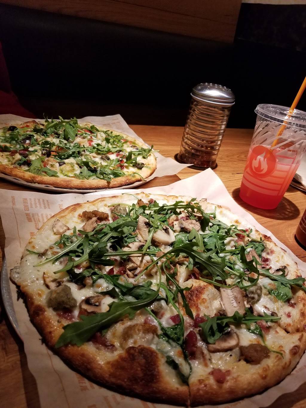 Blaze Pizza | meal takeaway | 1840 Herndon Ave, Clovis, CA 93611, USA | 5592422374 OR +1 559-242-2374