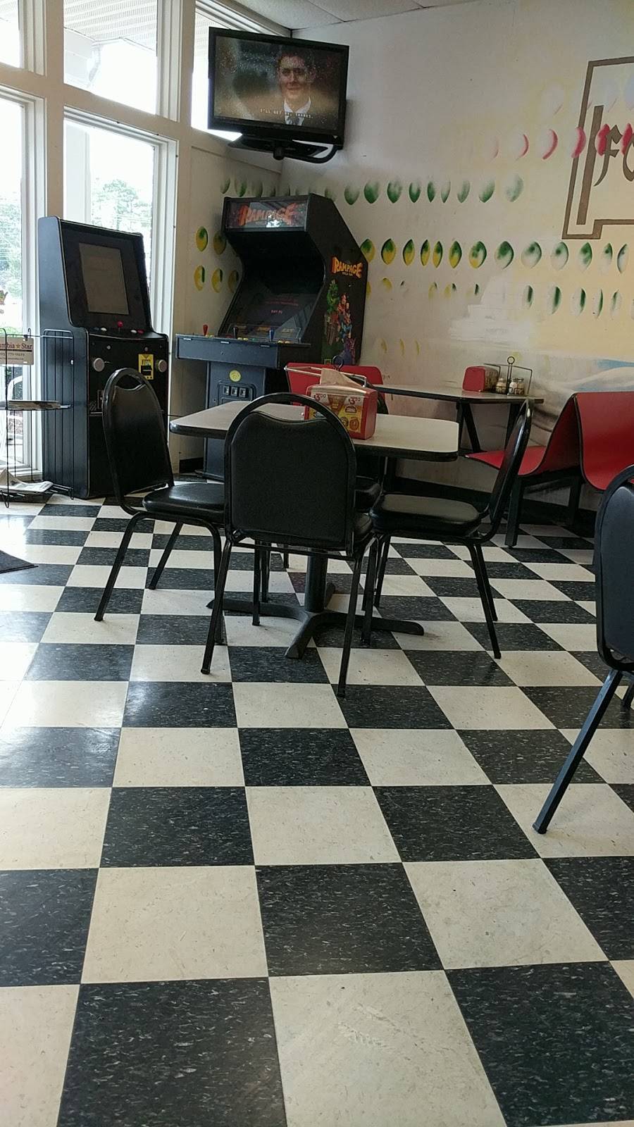 Village Idiot Pizza | restaurant | 4517 Forest Dr, Columbia, SC 29206, USA | 8037875005 OR +1 803-787-5005