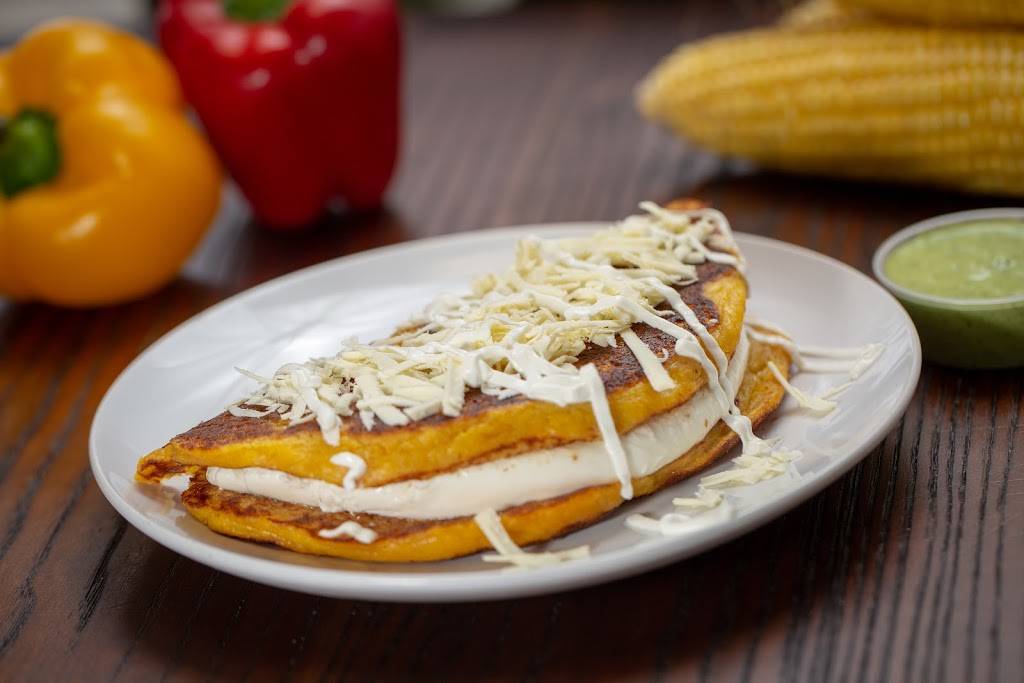 Gusticos Bistro | restaurant | 2249 W Hillsboro Blvd, Deerfield Beach, FL 33442, USA | 9544820823 OR +1 954-482-0823