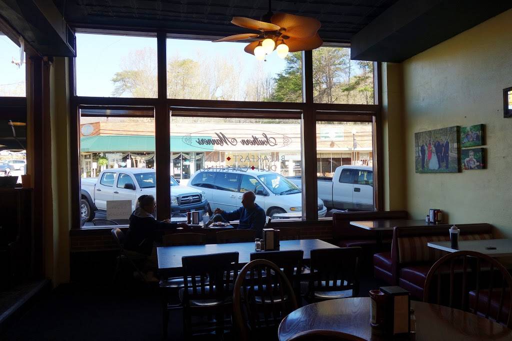 Southern Manners Deli | restaurant | 9729, 192 E Mills St, Columbus, NC 28722, USA | 8288940406 OR +1 828-894-0406