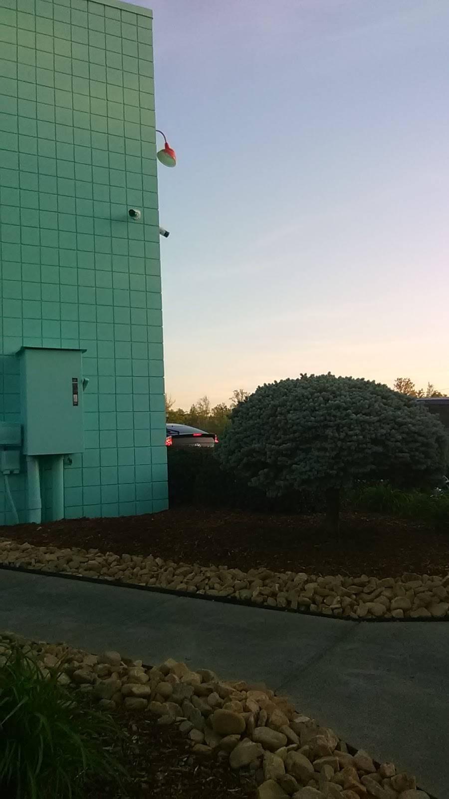 Pals Sudden Services | restaurant | 437 Richmond St, Church Hill, TN 37642, USA | 4233571690 OR +1 423-357-1690