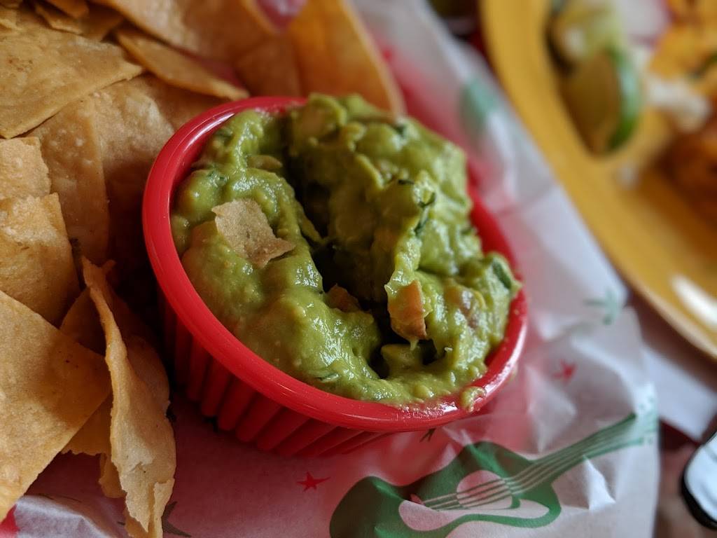 Taqueria El Buen Gusto | restaurant | 821 Maryland Ave E, St Paul, MN 55106, USA | 6517567288 OR +1 651-756-7288