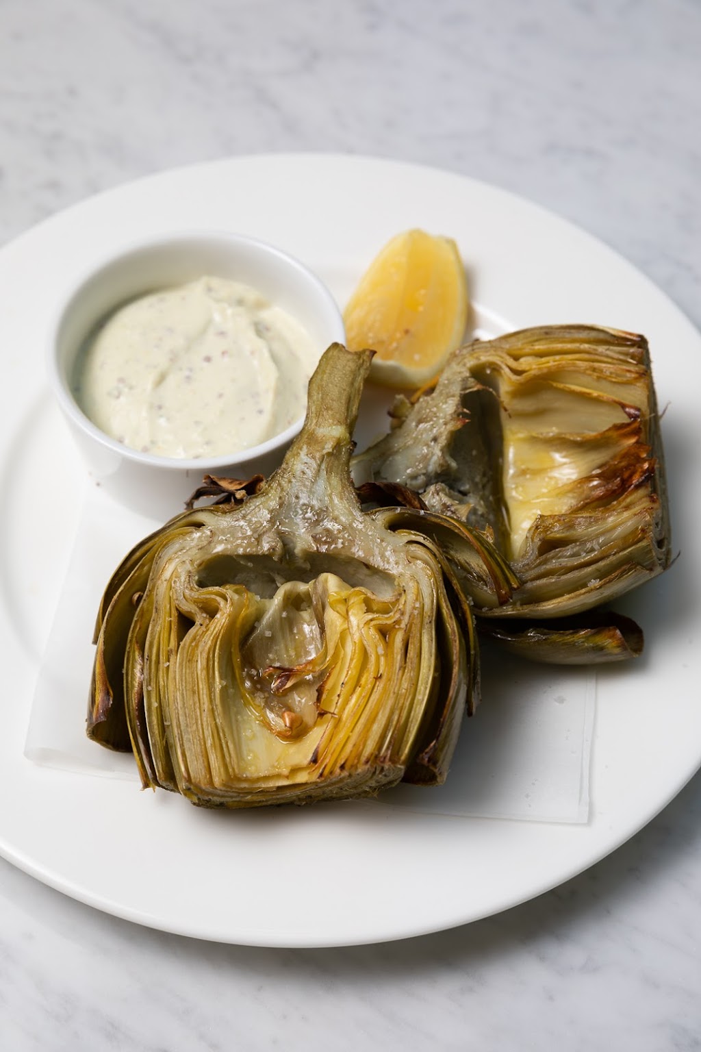 Tommys Beverly Hills | restaurant | 235 N Canon Dr, Beverly Hills, CA 90210, USA | 3104928868 OR +1 310-492-8868