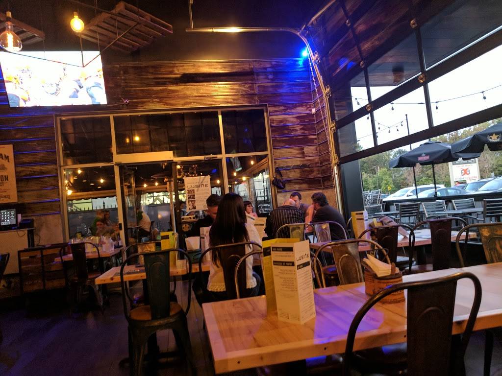 LUsine | restaurant | 2939 Boulevard des Promenades, Sainte-Marthe-sur-le-Lac, QC J7P 0B4, Canada | 4509744040 OR +1 450-974-4040