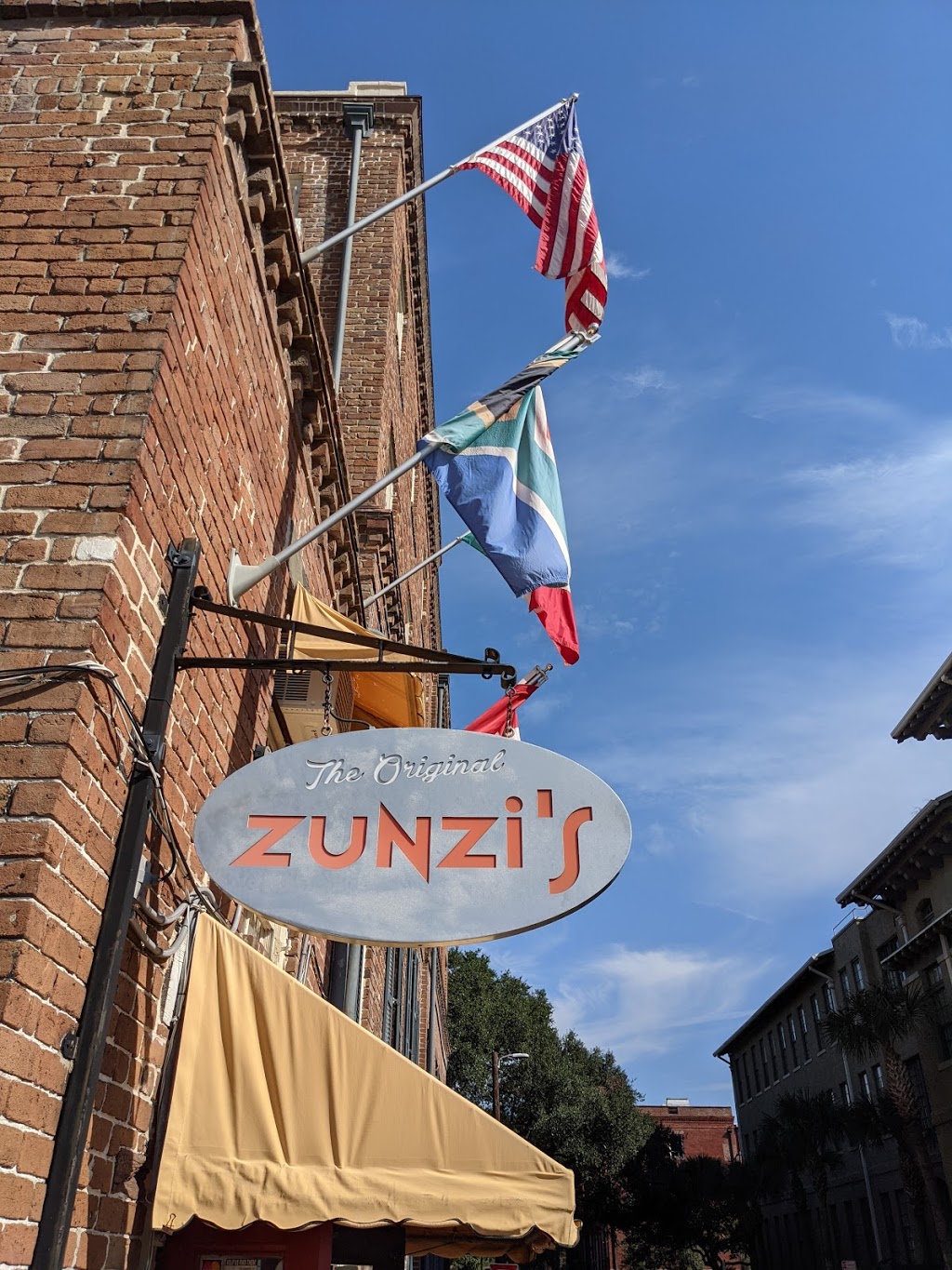 Zunzis | restaurant | 236 Drayton St, Savannah, GA 31401, USA | 9124439555 OR +1 912-443-9555
