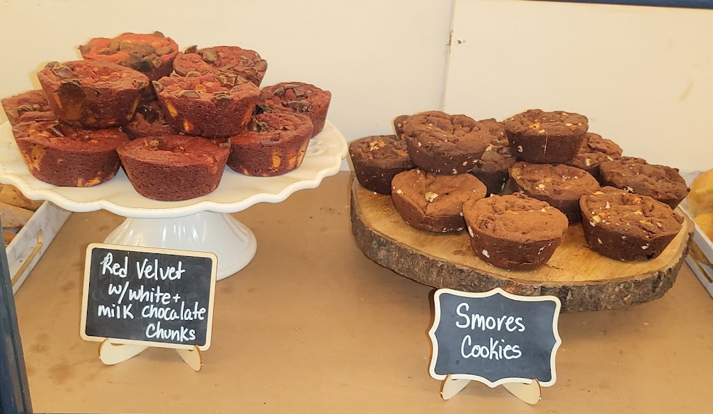 Sadies Corner Kitchen | restaurant | 353 NE 2nd St, Crystal River, FL 34429, USA | 3527943857 OR +1 352-794-3857