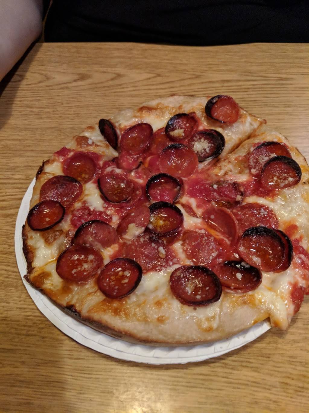 Scarrs Pizza | restaurant | 22 Orchard St, New York, NY 10002, USA | 2123343481 OR +1 212-334-3481