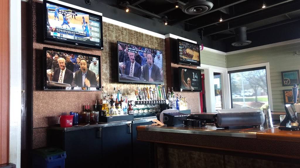 Chilis Grill & Bar | meal takeaway | 128 I-20, Weatherford, TX 76087, USA | 8175941661 OR +1 817-594-1661