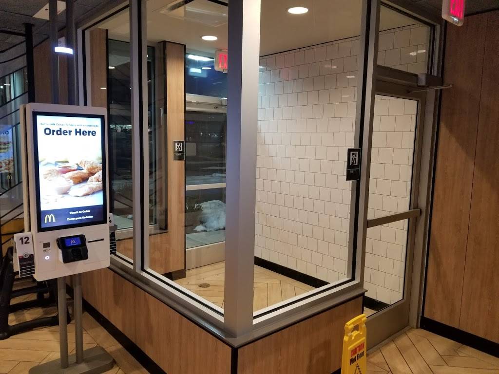 McDonalds | cafe | 18000 Mateny Rd, Germantown, MD 20874, USA | 3019161957 OR +1 301-916-1957