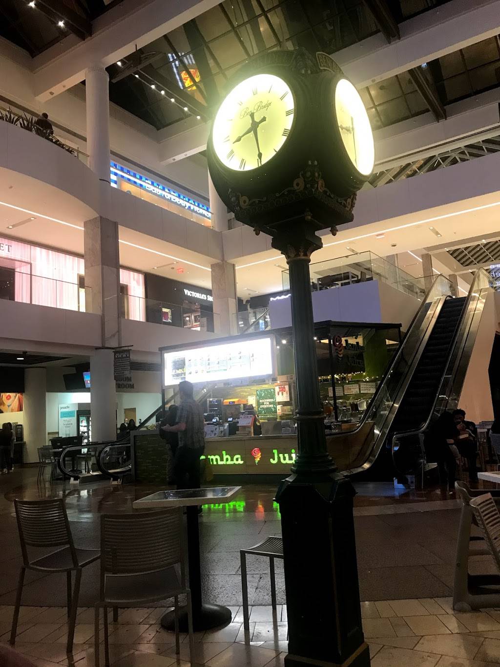 Jamba Scottsdale Fashion Square | restaurant | 7014 E Camelback Rd, Scottsdale, AZ 85251, USA | 4804211517 OR +1 480-421-1517