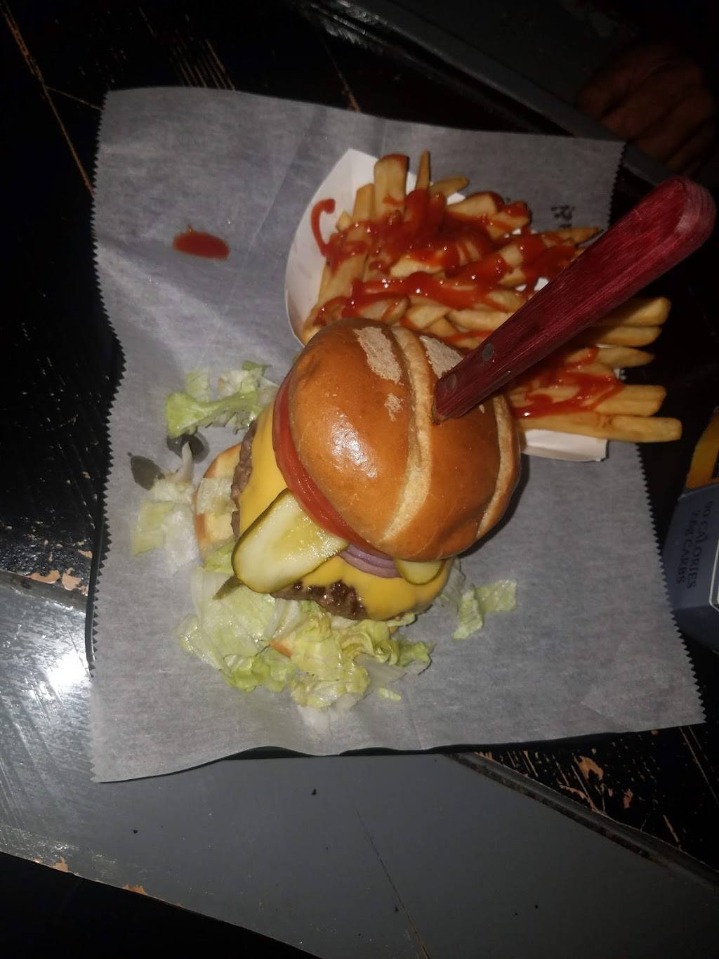 Wall Street Bar & Patio | restaurant | 25950 Ford Rd, Dearborn Heights, MI 48127, USA | 3137247825 OR +1 313-724-7825