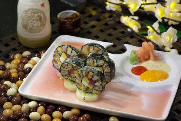 Ninki | restaurant | 4530 Harding Pike, Nashville, TN 37205, USA | 6153860072 OR +1 615-386-0072