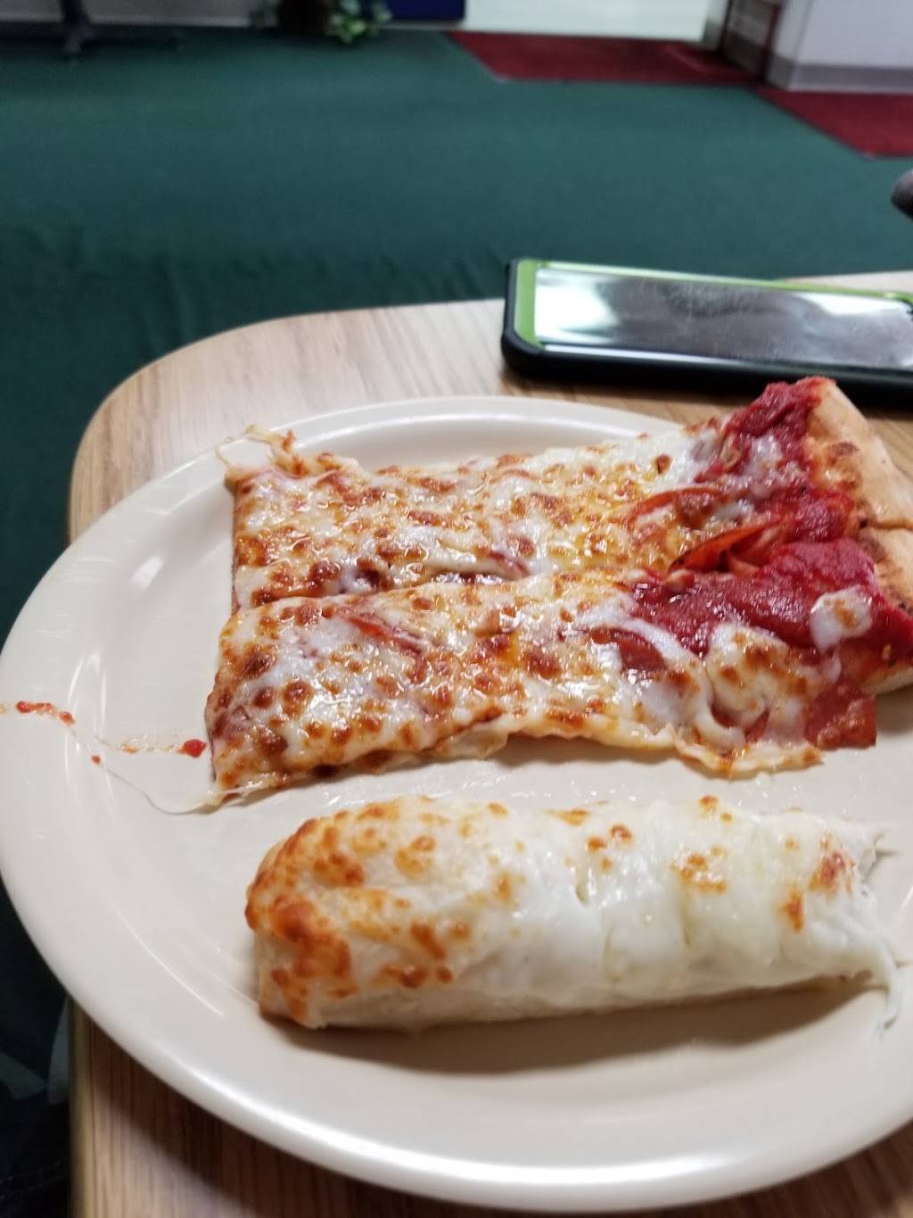 Rockys Pizza | restaurant | 104 Village Dr #3, Greeneville, TN 37745, USA | 4236387597 OR +1 423-638-7597