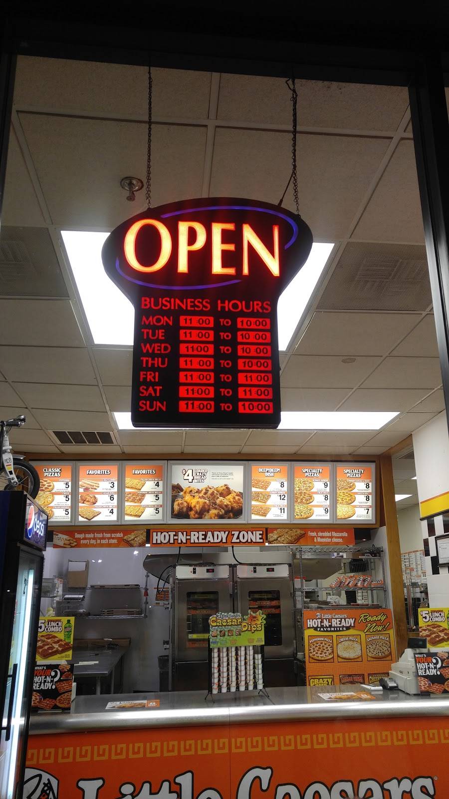 Little Caesars Pizza | meal takeaway | 3106 Kirchoff Rd, Rolling Meadows, IL 60008, USA | 8472556688 OR +1 847-255-6688