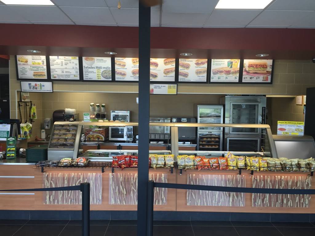 Restaurant SUBWAY | restaurant | 4522 Boulevard Saint-Joseph, Saint-Nicéphore, QC J2A 1B2, Canada | 8194741666 OR +1 819-474-1666