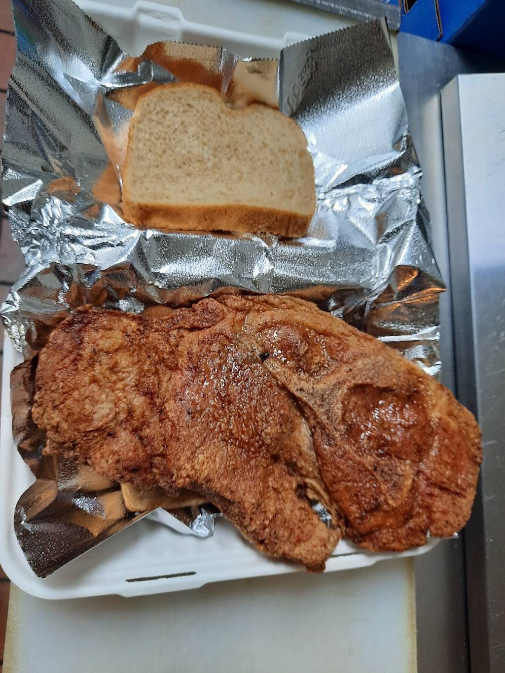 Jones Soul Food Cafe | restaurant | 1486 Tappahannock Blvd, Tappahannock, VA 22560, USA | 8049256013 OR +1 804-925-6013