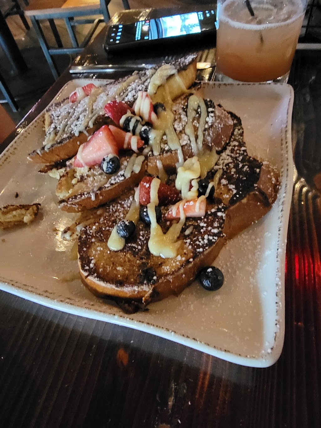 NashHouse Southern Spoon & Saloon | restaurant | 114 8th Ave S, Nashville, TN 37203, USA | 6156498022 OR +1 615-649-8022