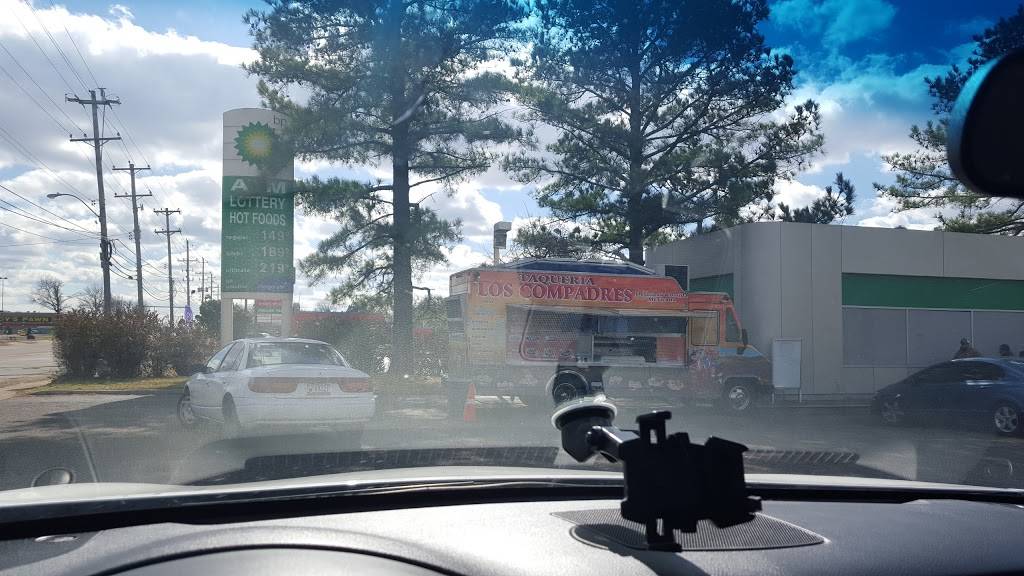 Los Conpares | restaurant | 3649 Hickory Hill Rd, Memphis, TN 38115, USA | 9019212545 OR +1 901-921-2545