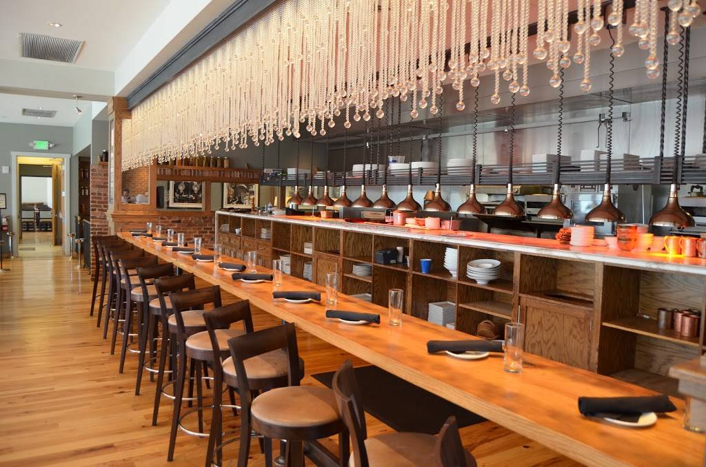 Cunninghams | restaurant | 1 Olympic Pl, Towson, MD 21204, USA | 4103397730 OR +1 410-339-7730