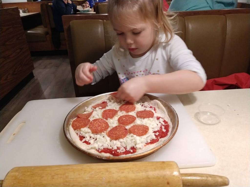 Boardwalks | restaurant | 3608 E Market St, York, PA 17402, USA | 7177517711 OR +1 717-751-7711