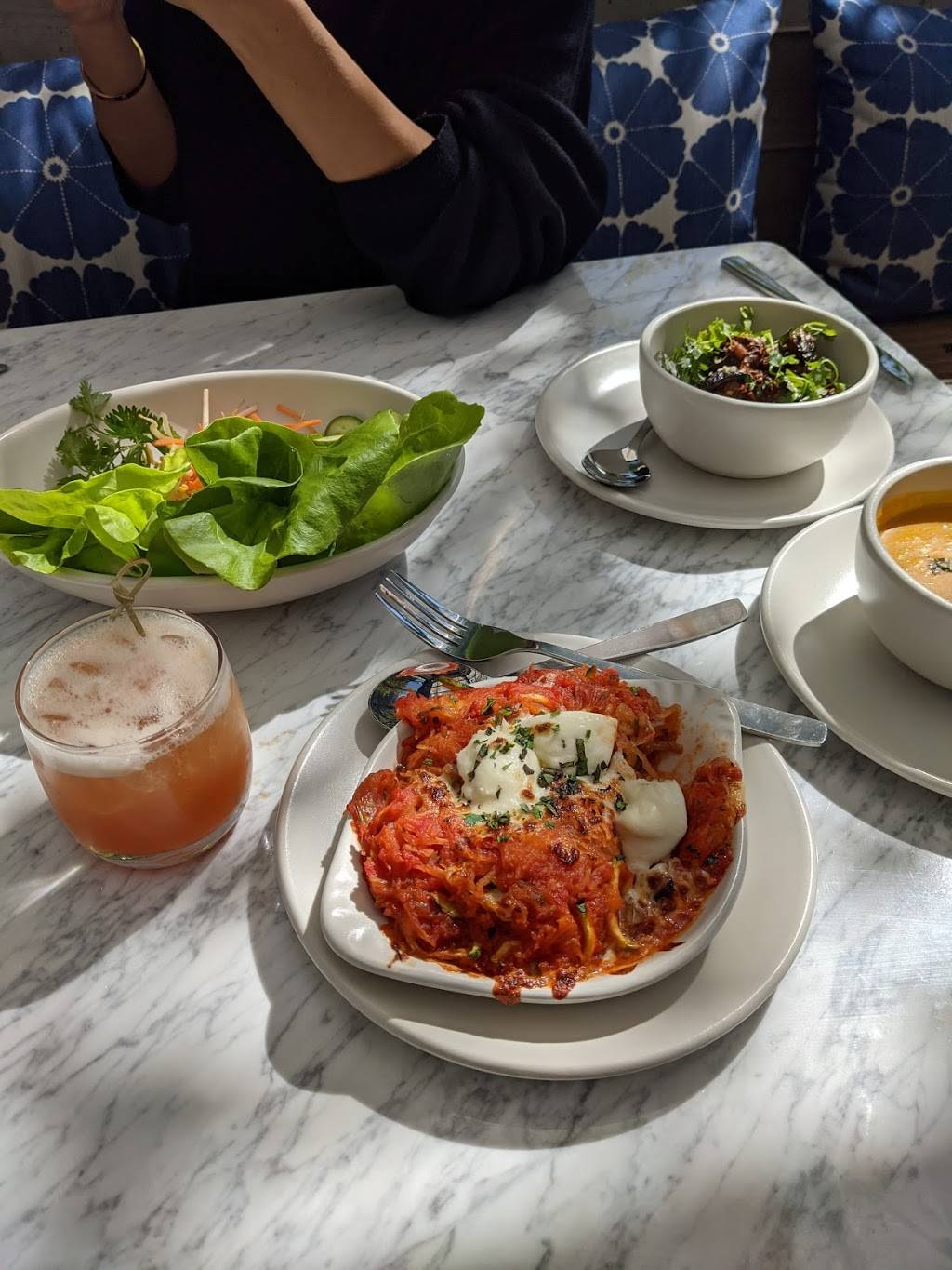 True Food Kitchen | restaurant | 4052 Worth Ave, Columbus, OH 43219, USA | 6142698910 OR +1 614-269-8910