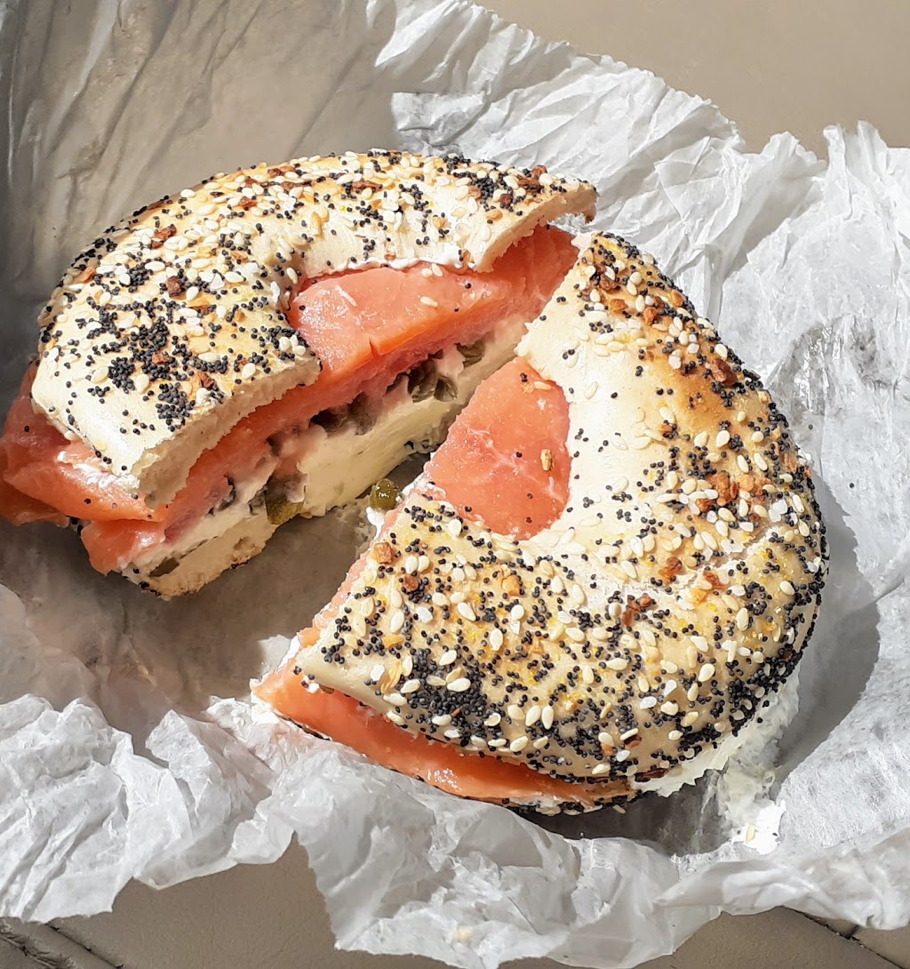 Bagels r US & Deli | bakery | 14185 Beach Blvd #4, Jacksonville, FL 32250, USA | 9042239333 OR +1 904-223-9333
