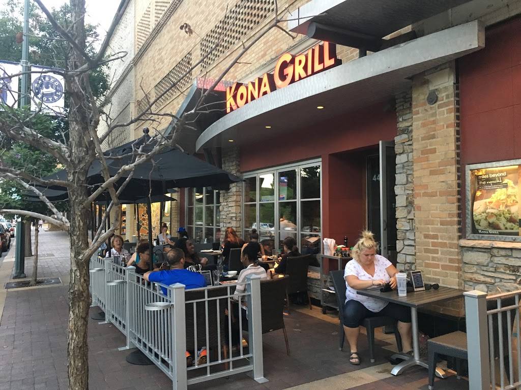 Kona Grill | restaurant | 444 Ward Pkwy, Kansas City, MO 64112, USA | 8169315888 OR +1 816-931-5888