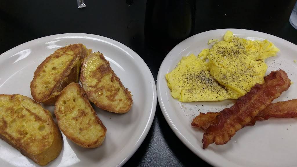 Southside Diner | restaurant | 2108 Veterans Memorial Pkwy S, Lafayette, IN 47909, USA | 7658380176 OR +1 765-838-0176