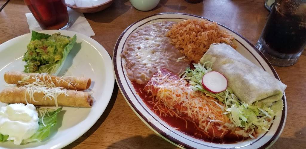 Ricardos Place | restaurant | 32082 Camino Capistrano, San Juan Capistrano, CA 92675, USA | 9494934941 OR +1 949-493-4941