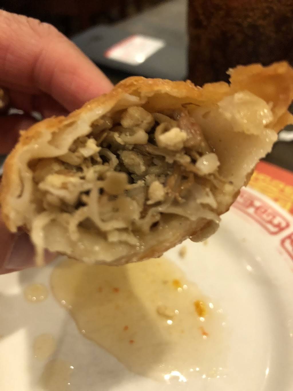 Dale Yees Chow Mein | restaurant | 31180 Five Mile Road, Livonia, MI 48154, USA | 7345221030 OR +1 734-522-1030