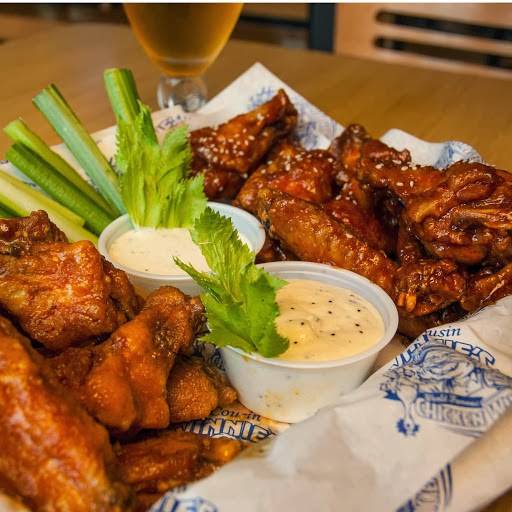 Cousin Vinnies Family Sports Restaurant | restaurant | 10700 US-441 #101, Leesburg, FL 34788, USA | 3522532442 OR +1 352-253-2442