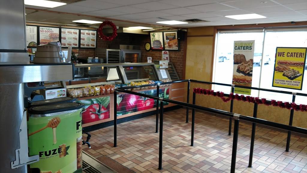 Subway | meal takeaway | 725 25th St, Greeley, CO 80631, USA | 9703538477 OR +1 970-353-8477