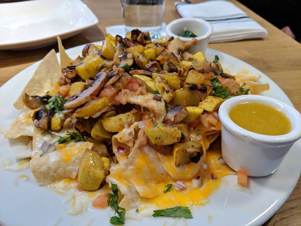 Sabor Mexican Bar & Bistro | restaurant | 4045 W Figarden Dr #101, Fresno, CA 93722, USA | 5593751644 OR +1 559-375-1644