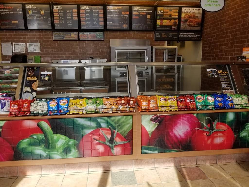 Subway | restaurant | 711-723 Somerville Ave, Somerville, MA 02143, USA | 6177760091 OR +1 617-776-0091