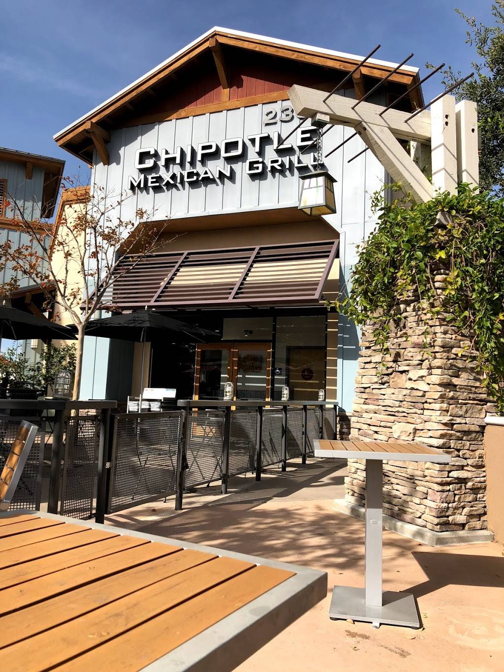 Chipotle Mexican Grill | restaurant | 23645 El Toro Rd, Lake Forest, CA 92630, USA | 9495871550 OR +1 949-587-1550