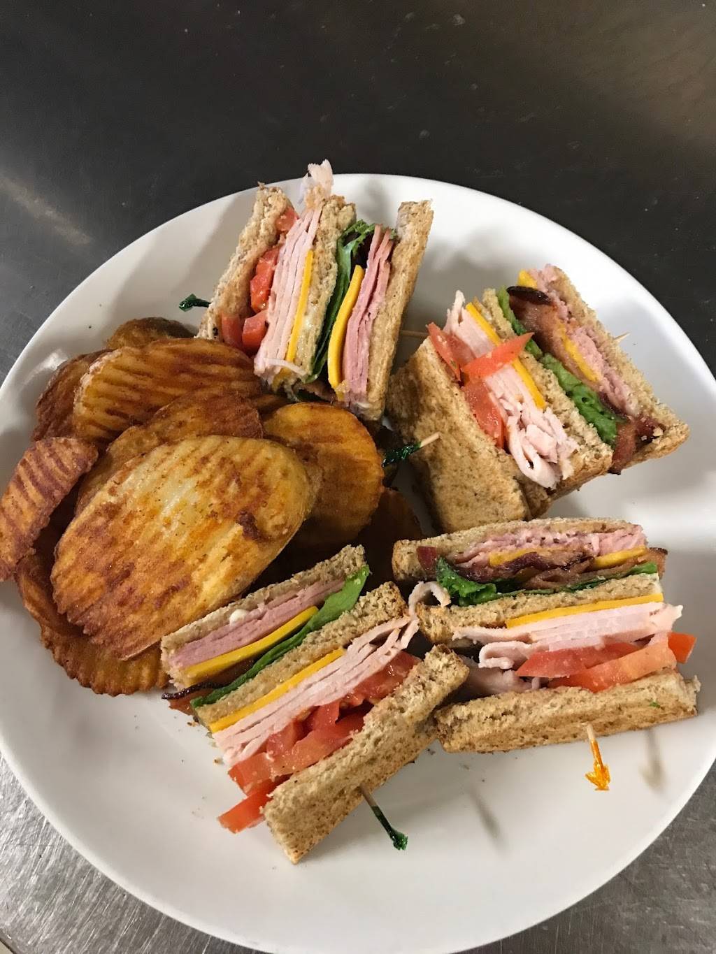 Papa Rons Pizza & Italian Steakhouse | restaurant | 402 W Main St, Monteagle, TN 37356, USA | 9319243355 OR +1 931-924-3355