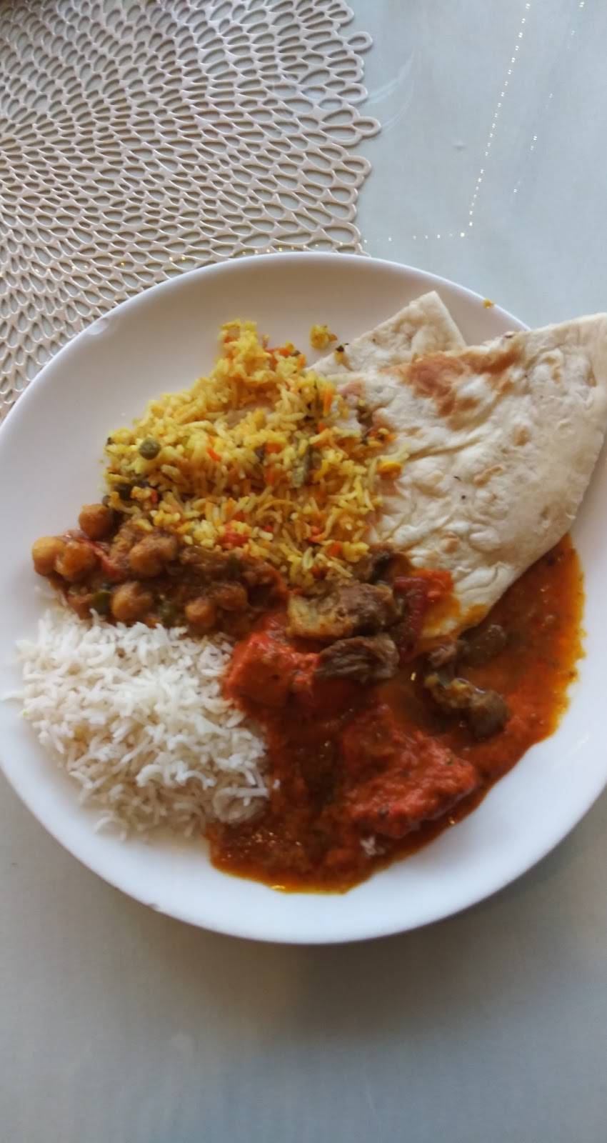 New Taj Mahal | restaurant | 2361 N High St, Columbus, OH 43202, USA | 6144212323 OR +1 614-421-2323