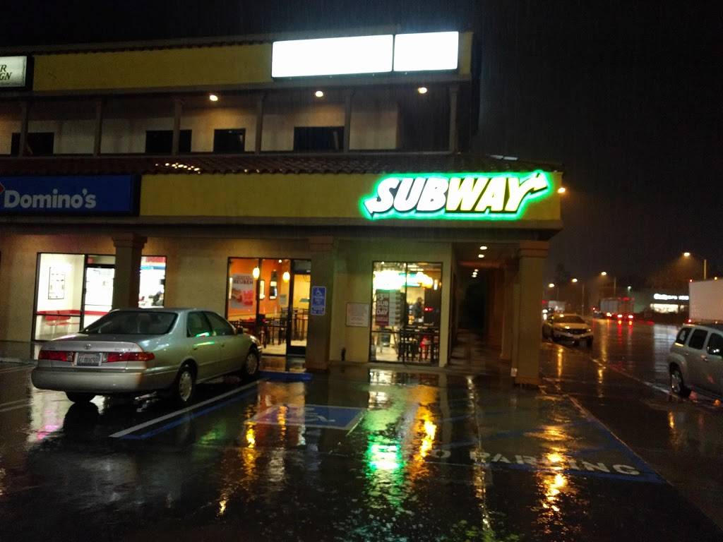 Subway Restaurants | restaurant | 31744 Castaic Rd #101, Castaic, CA 91384, USA | 6612950664 OR +1 661-295-0664