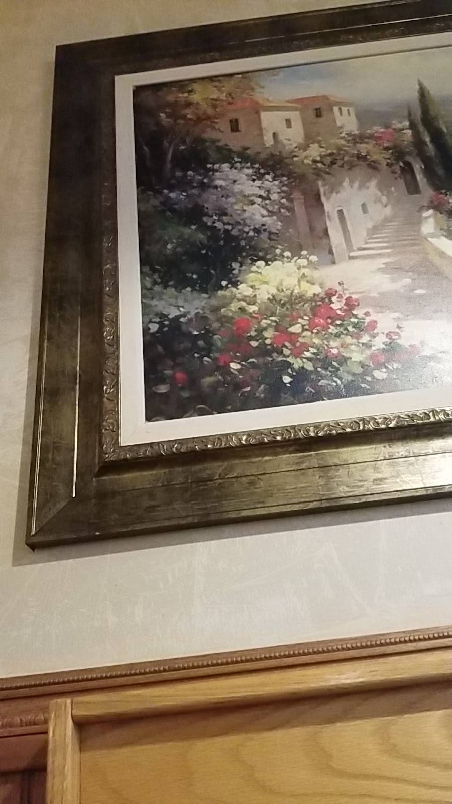 Yannis Pizza Restaurant | restaurant | 296 Main St, Newington, CT 06111, USA | 8606673500 OR +1 860-667-3500