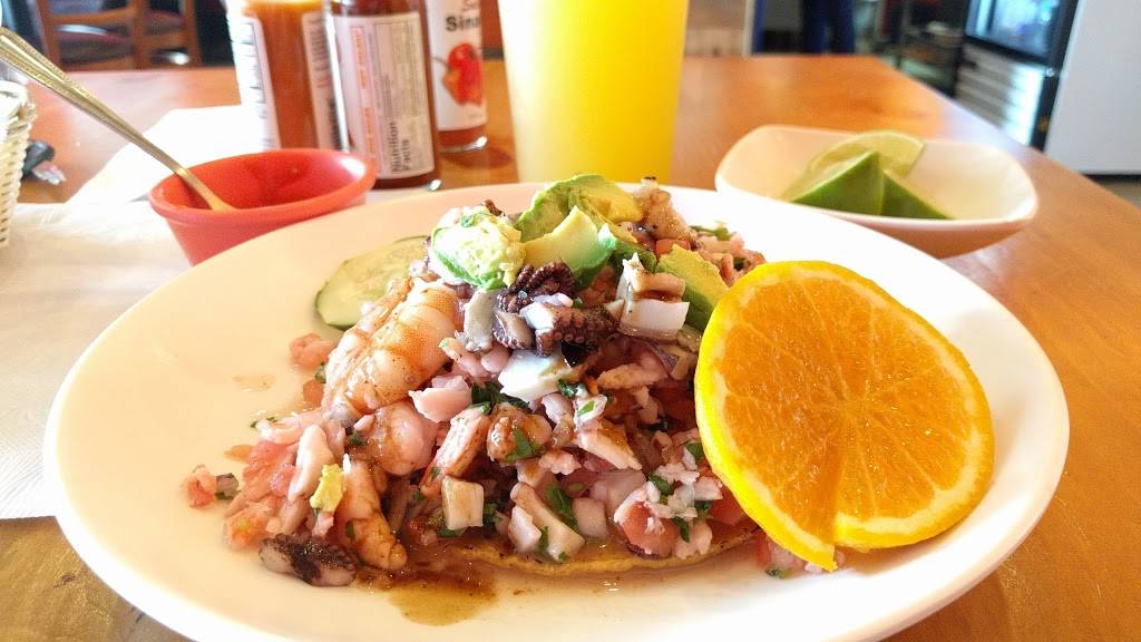 Langosta Ranchera | restaurant | 5862 Whittier Blvd, East Los Angeles, CA 90022, USA | 3234851886 OR +1 323-485-1886