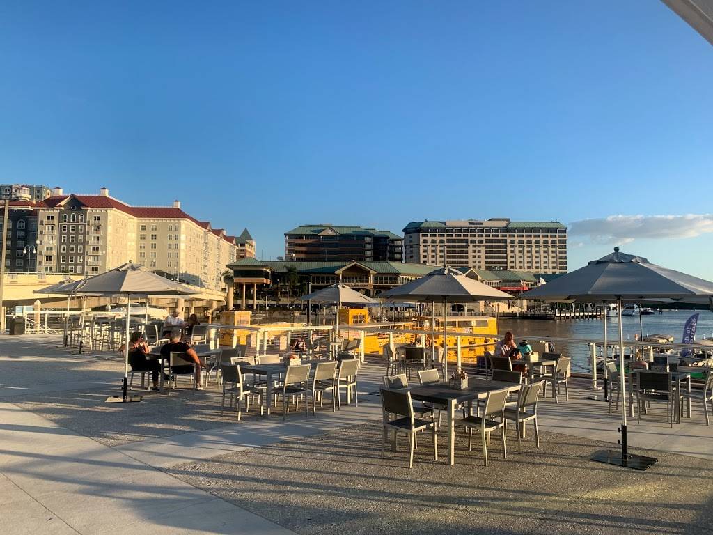 Big Ray’s Fish Camp Riverwalk | restaurant | 333 S Franklin St, Tampa, FL 33602, USA | 8132747778 OR +1 813-274-7778
