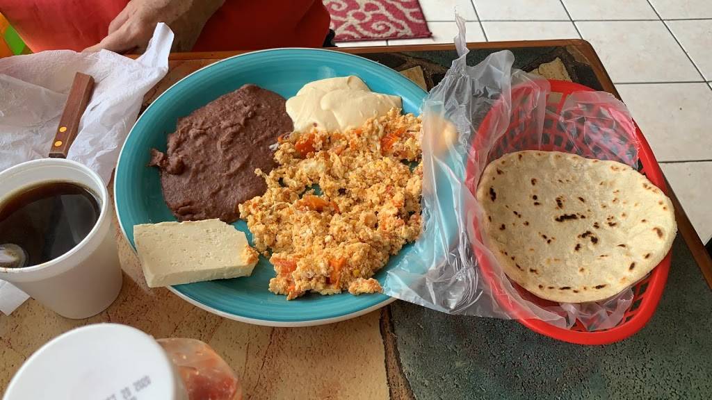 Los Hermanos Salvadoreños Restaurant | restaurant | 398 E 33rd St # 101, Hialeah, FL 33013, USA | 3058637375 OR +1 305-863-7375